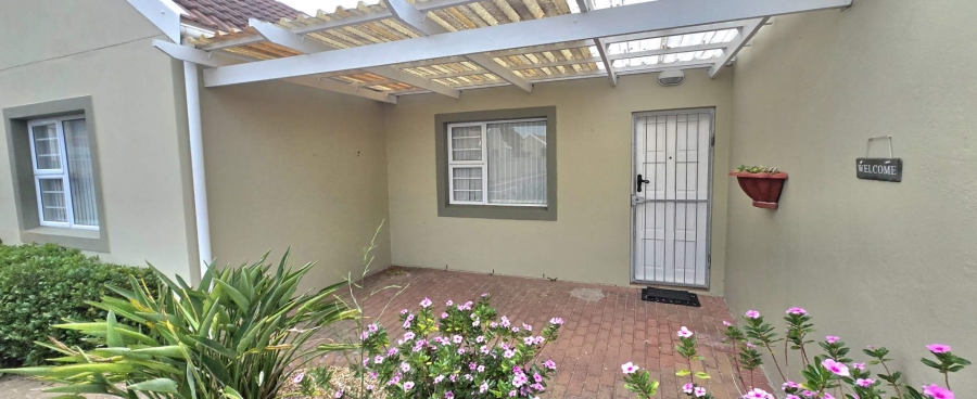 3 Bedroom Property for Sale in Franskraal Western Cape